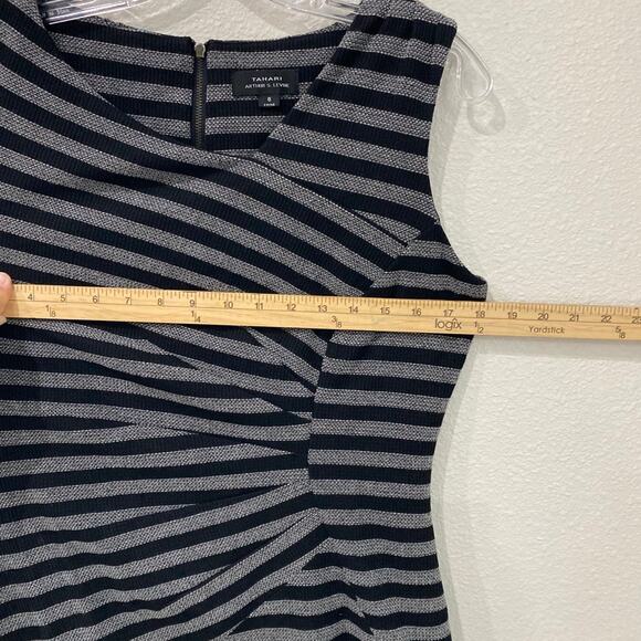 Tahari Dress size 8 black with‎ stripes - Picture 5 of 8